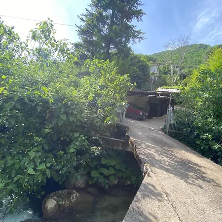 Vito Angela Kır Evi