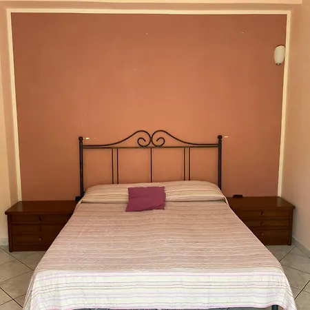 Kır Evi Vito Angela